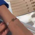 اساور حروف عربية