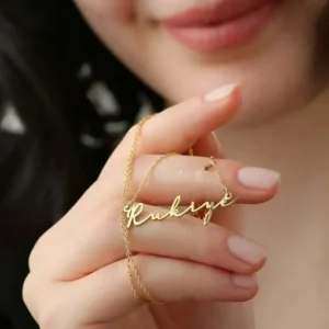 سلسال إنجليزي مثاليه باسم من تحب