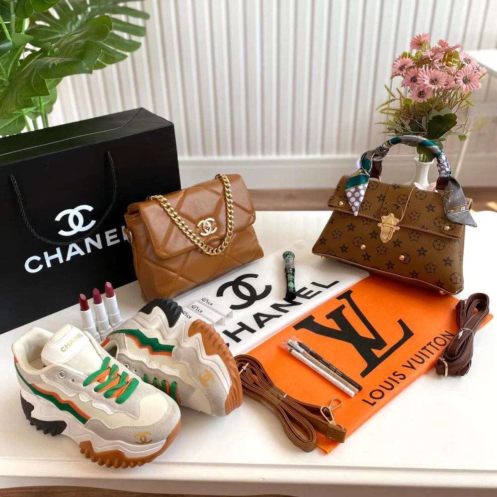 مجموعه هدايا نسائي ماركه ديور - الصورة 2