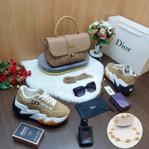مجموعه هدايا نسائي ماركه ديور