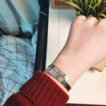 اسواره حسب طلبك الأنيق