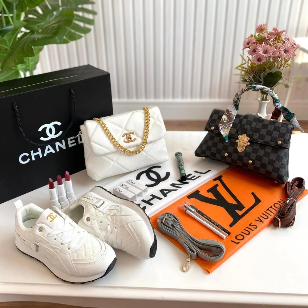 مجموعه هدايا نسائي ماركه ديور - الصورة 4