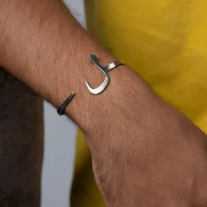 سواره رجالي بالحرف العربي